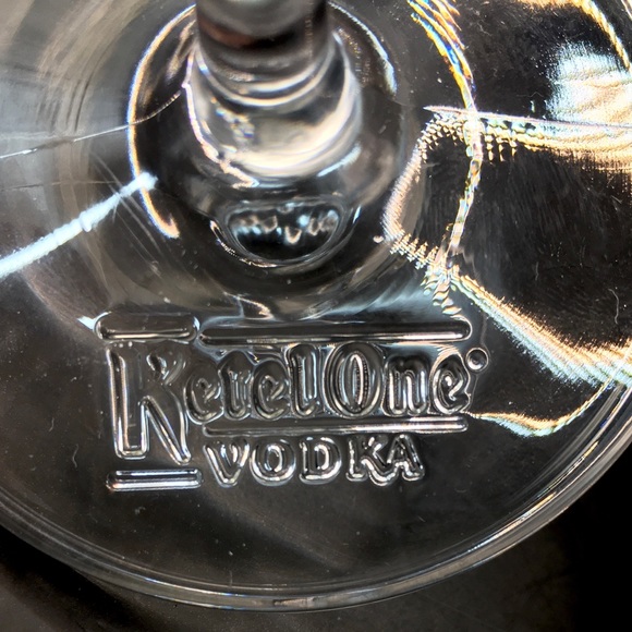 Ketel One Vodka Martini Cocktail Glasses Set of 4 - Picture 2 of 7